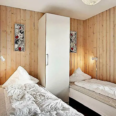 Three-bedroom Holiday In 10 Tatil Evi Ansager
